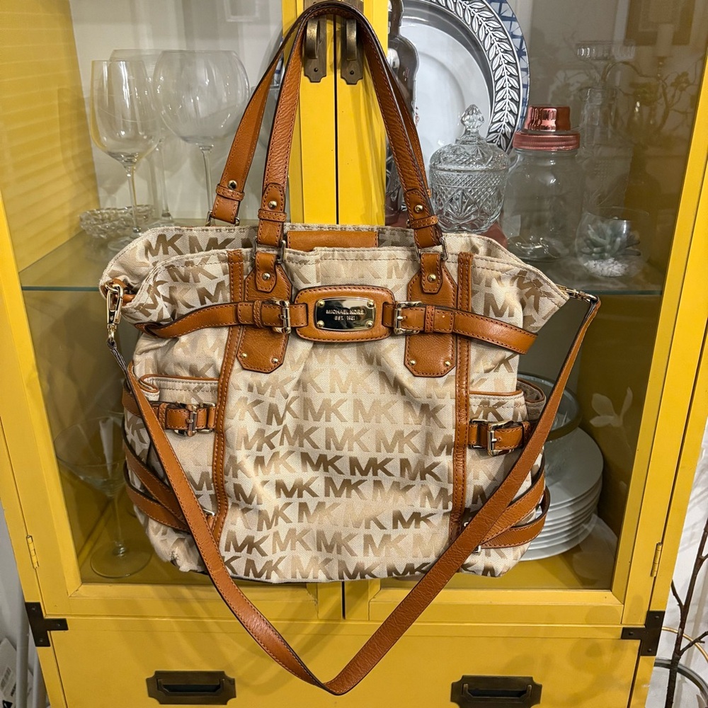 MICHAEL KORS GANSEVOORT Bag in Signature Jacquard Canvas/Luggage